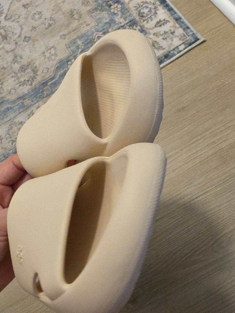 Tory Burch EVA Shower Cream Slip-On Slide Sandals NWOT - Picture 5 of 5